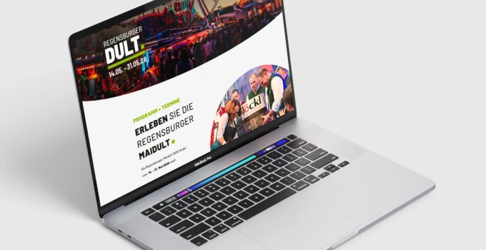 Website der Regensburger Dult auf einem Laptop